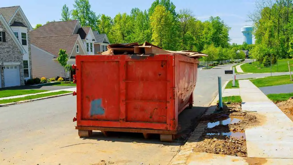 Tips for Dumpster Diving in Indiana
